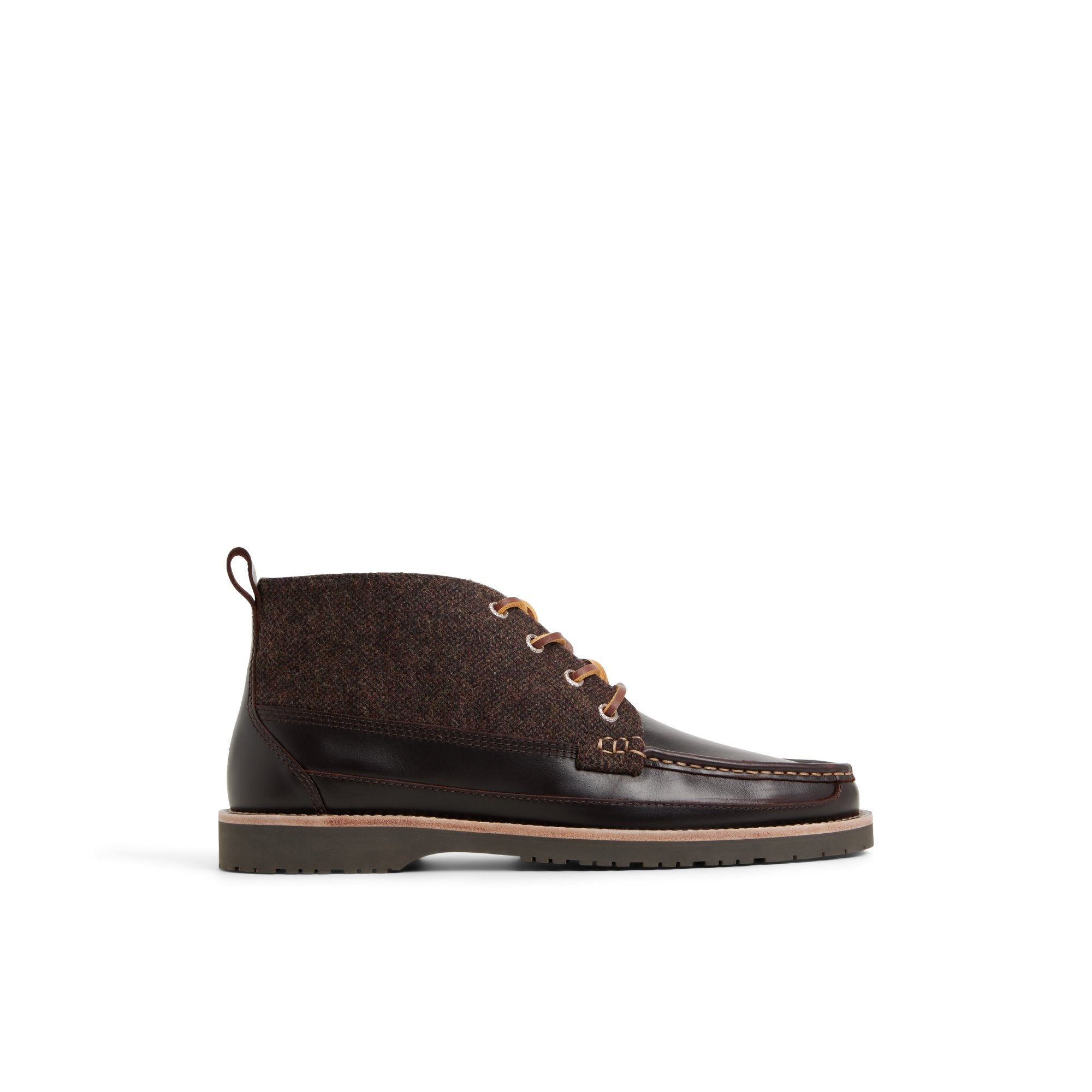 Authentic Original? Mini Lug Chukka Boot